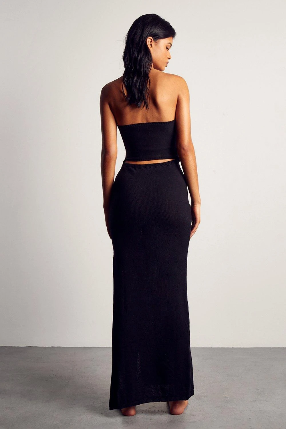 Knitted Keyhole Cut Out Maxi Dress 5 Knitted Keyhole Cut Out Maxi Dress - Image 3