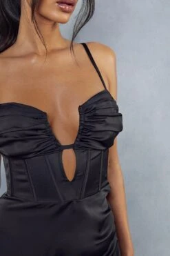 Premium Satin Corseted Plunge Split Leg Maxi Dress -BOW Clothing Shop black premium satin corseted plunge split leg maxi dress 5